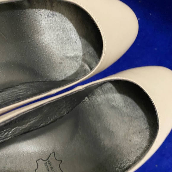 Heels - Picture 8 of 8